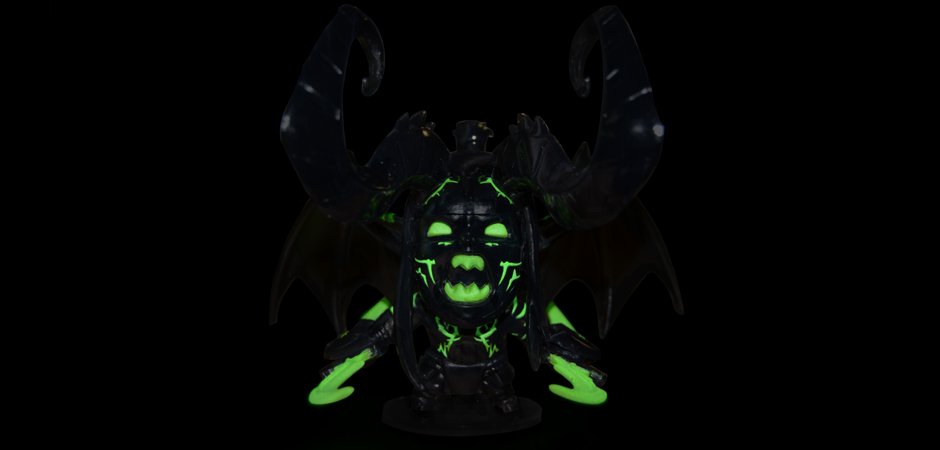 Illidan Glowing in the Dark