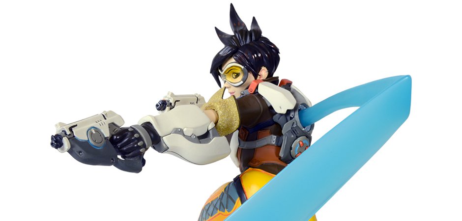 Overwatch Tracer Polystone Figure